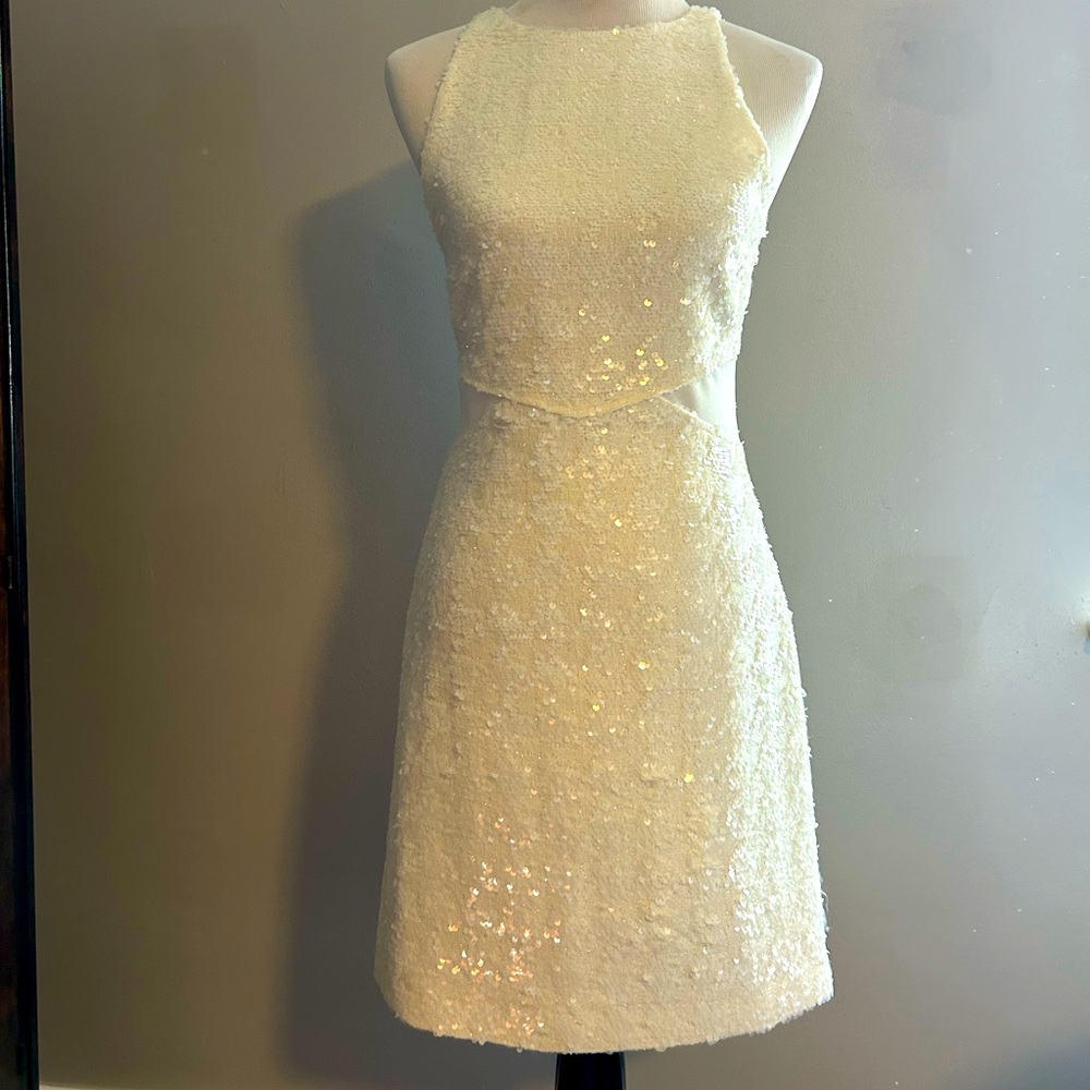10 Crosby Derek Lam White Sequin Mini with side panels NWT Size 4